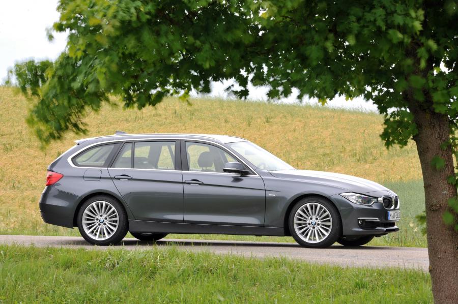  BMW 328i Touring Luxury 2012 года  (фото 135 из 200)